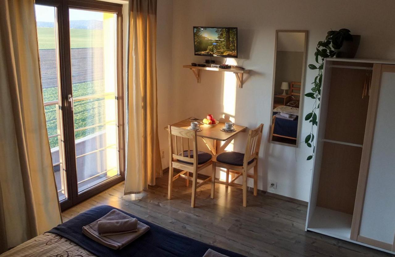 Vila Tiesnava Slovensky Raj ฮราบูชิเซ ภายนอก รูปภาพ