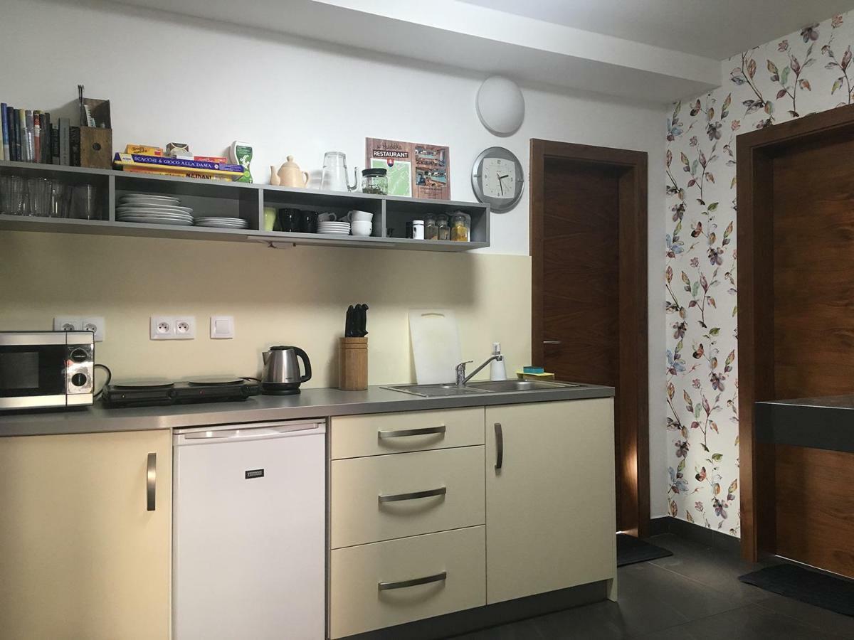 Vila Tiesnava Slovensky Raj ฮราบูชิเซ ภายนอก รูปภาพ
